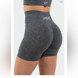 TLF scrunch shorts. Boost seemless, size small